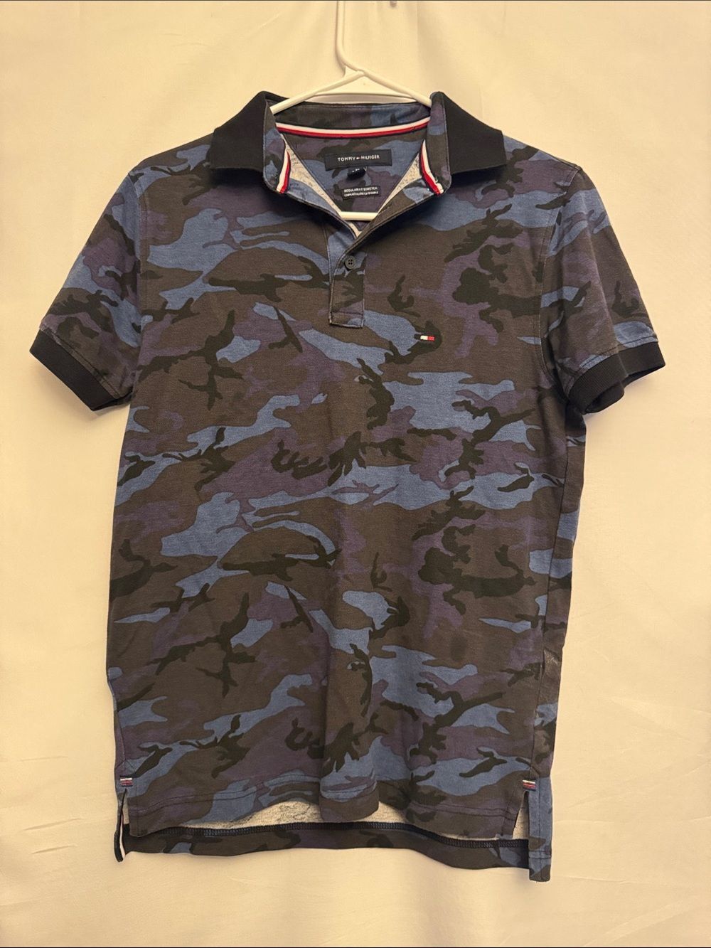 Tommy Hilfiger Men's Blue Camo Polo Shirt - Regular Fit Size XS